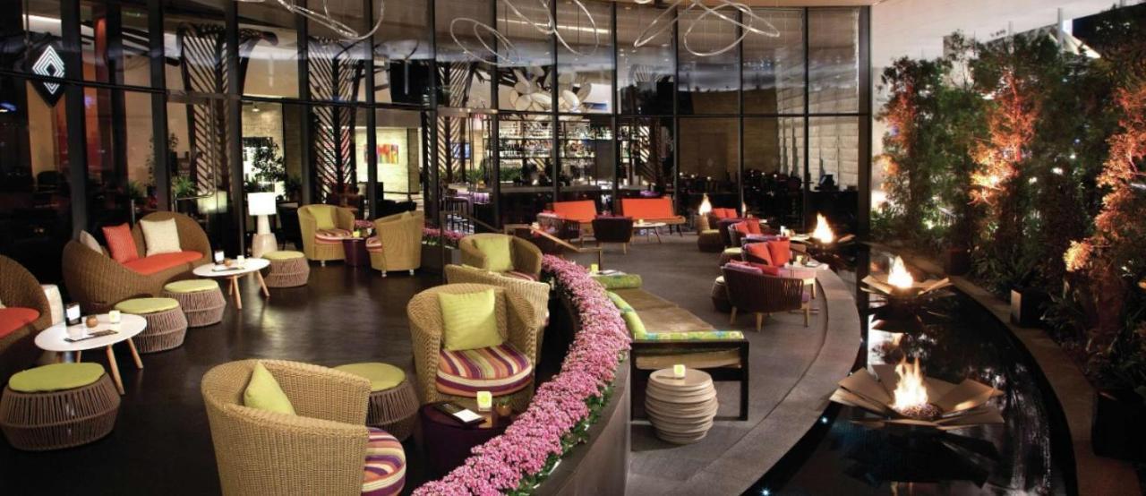 Vdara Beautiful Suite On 22Nd Flr Free Valet Parking Лас Вегас Екстериор снимка